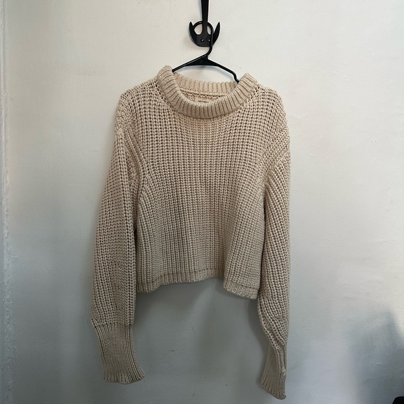 JAMES STREET CO CROPPED CHUNKY SWEATER
